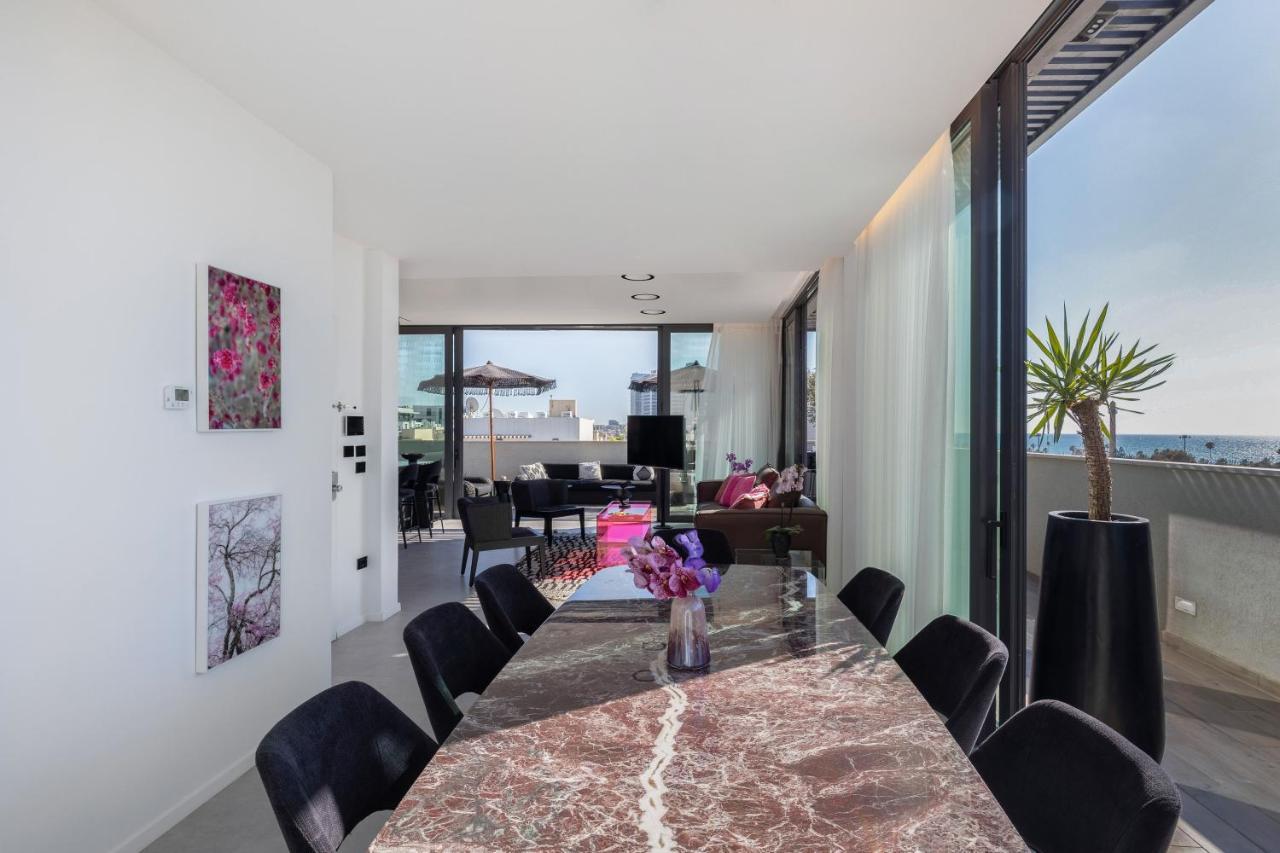 Blue Sky Penthouse By Five Stay Tel Aviv Exterior photo